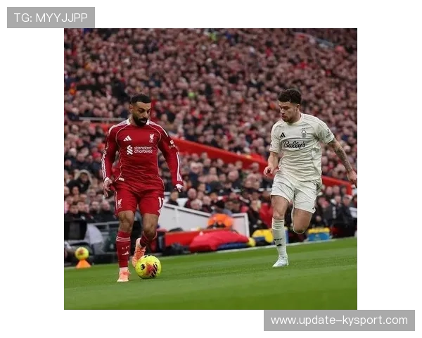 利物浦防守失误，输掉关键比赛，球队遭遇低谷，利物浦遭主场六连败